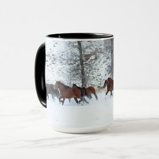 Caneca Efetivo de Cavalos em Neve (Frente Esquerda)