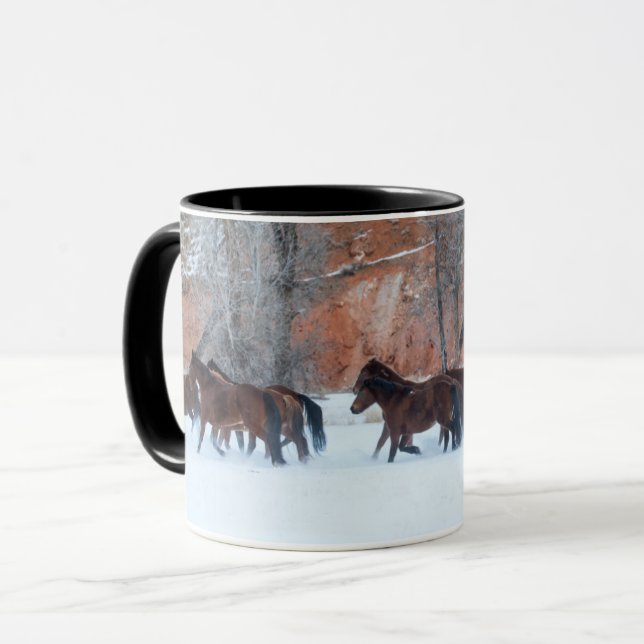 Caneca Efetivo de Cavalos em Neve (Frente Esquerda)