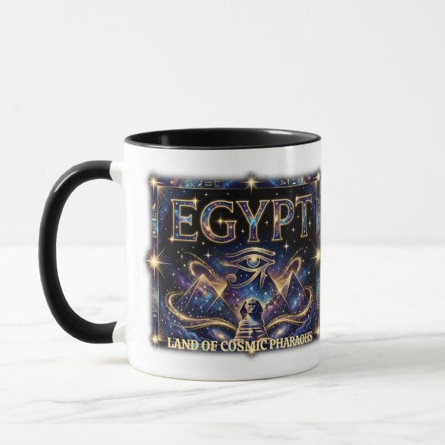 Caneca Egyptian Eye of Horus Cosmic Pyramid Art (Esquerda)