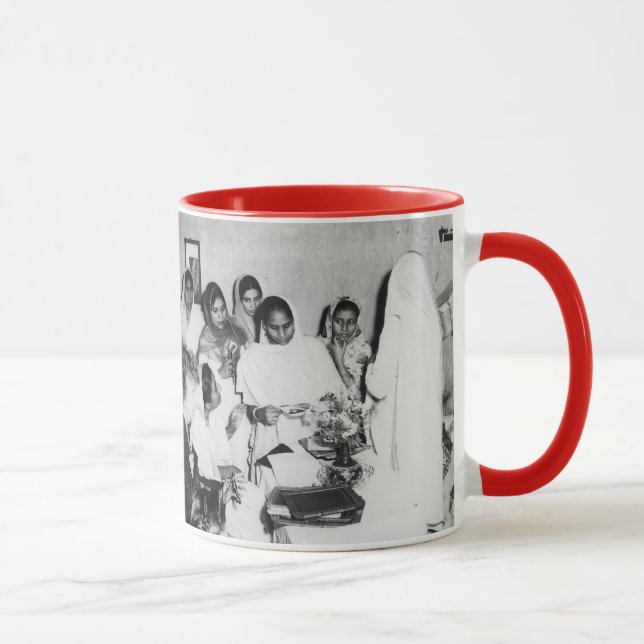 Caneca Eleanor em India (Direita)