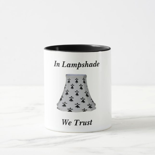 Caneca Em Lampshade Confiamos (Centro)