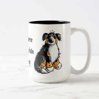 Caneca engraçada dos desenhos animados do cão de