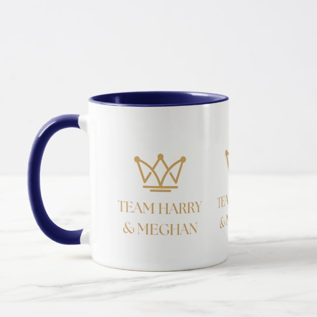 CANECA EQUIPE HARRY & MEGHAN COM CROWN DOURADO (Esquerda)
