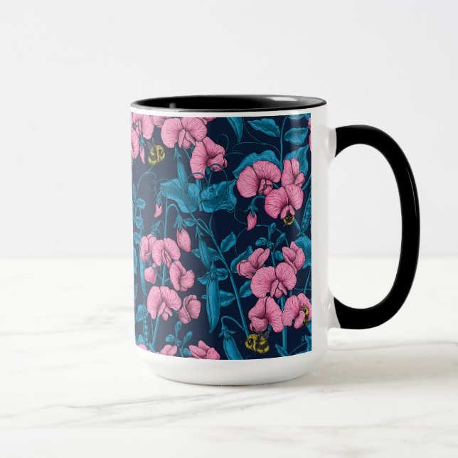 Caneca Ervilhas doces e espécimes do gênero Bombus spp.,  (Direita)