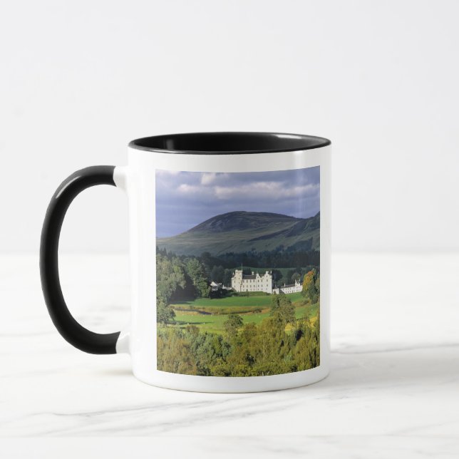 Caneca Escócia, Tayside, Blair Castle. Em uma esmeralda (Esquerda)