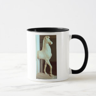 Caneca Escultura de um cavalo, c.500 BC
