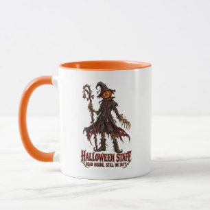 Caneca Espantalho de Halloween Morto por Dentro Ainda em