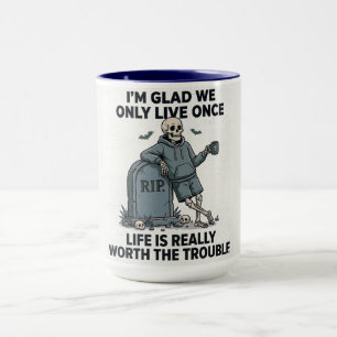 Caneca Esqueleto Divertido de Halloween A Vida Vale a Pen