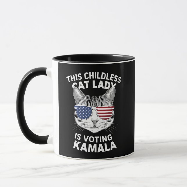 Caneca Esta Mulher De Gato Sem Crianças Está Votando A El (Esquerda)
