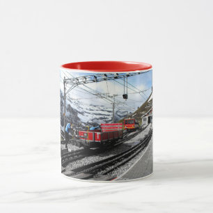 Caneca Estação de Kleine Scheidegg em Suiça