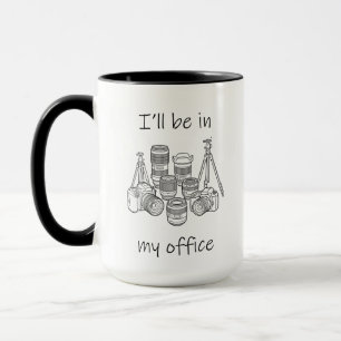 Caneca Estarei no Meu Escritório - Presente Divertido par