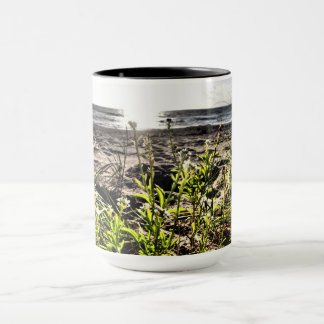 Caneca Este produto tem uma visão do horizonte.