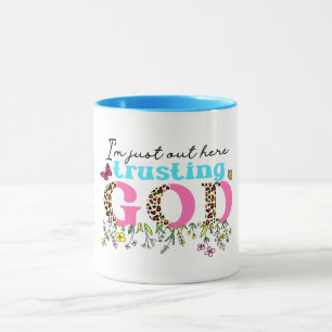 CANECA "ESTOU AQUI A CONFIAR EM DEUS" CITAÇÃO CRISTÃ