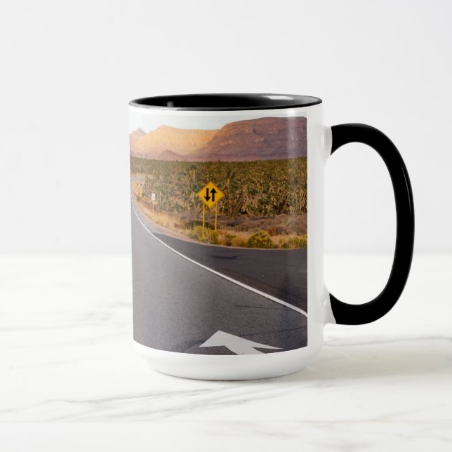 Caneca Estrada Pelo Parque Nacional Joshua Tree (Direita)