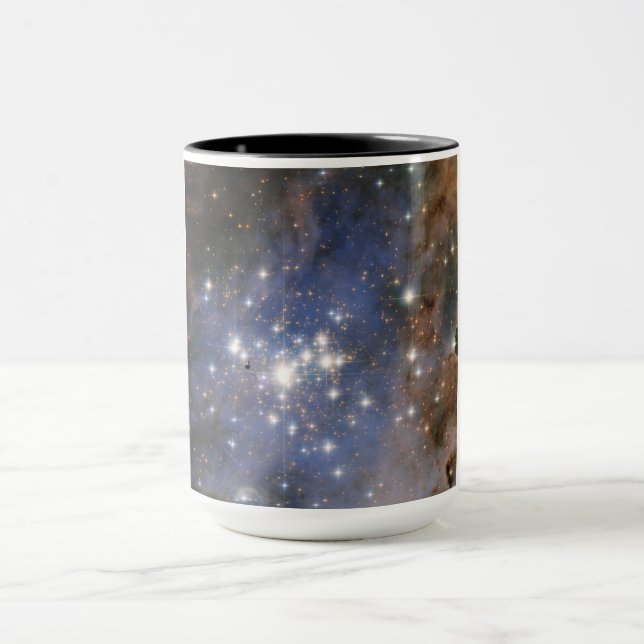 Caneca Estrelas de Diamante no Espaço Hubble na Nebulosa  (Centro)