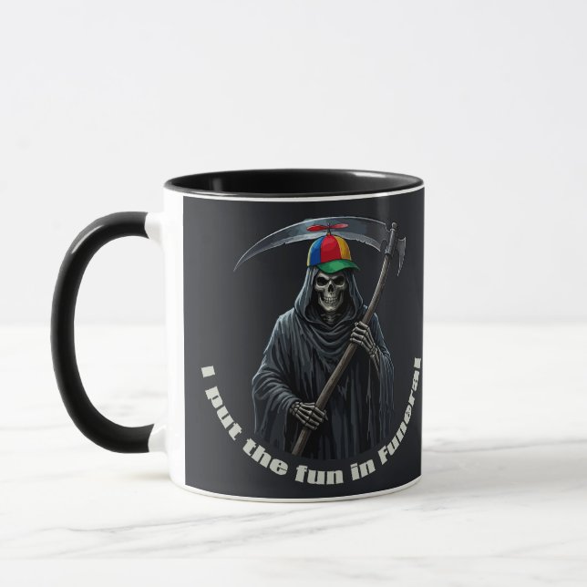 Caneca Eu Coloco a Diversão no Funeral (Esquerda)