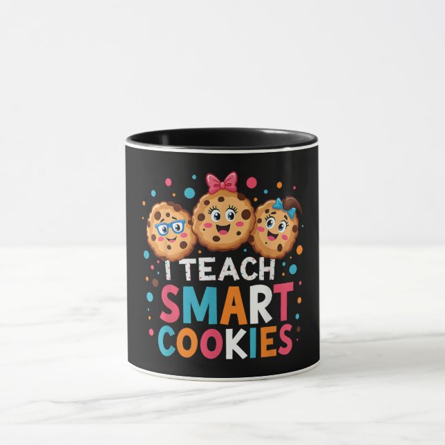 Caneca Eu Ensino Cookies Inteligentes Professor de Volta  (Centro)