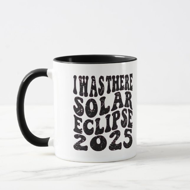 Caneca Eu Estive Lá Eclipse Solar 2025 Eclipse Parcial  (Esquerda)