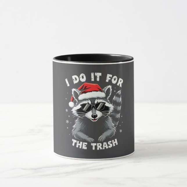 Caneca Eu faço isso para o maldito guaxinim de Natal (Centro)