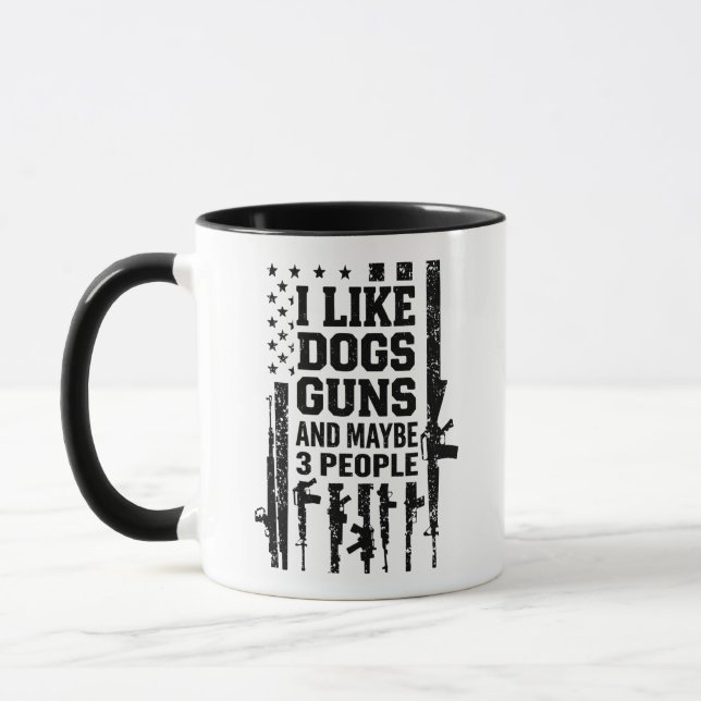 Caneca Eu Gosto de Cães, Armas e Talvez 3 Pessoas (Esquerda)
