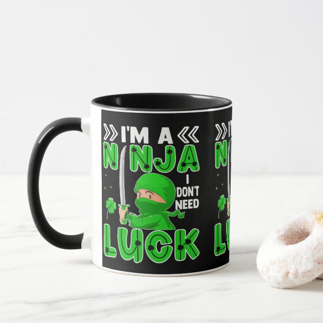 Caneca Eu Sou Um Ninja Não Preciso de Sorte Dia de São Pa (Com Donut)