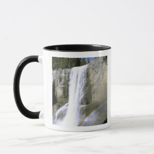 Caneca EUA, Califórnia, Parque Nacional Yosemite. Vertica