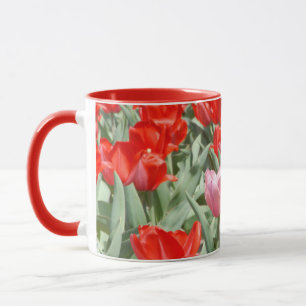 Caneca EUA, Kansas, Tulipas Vermelhas Com Uma Tulipa Rosa