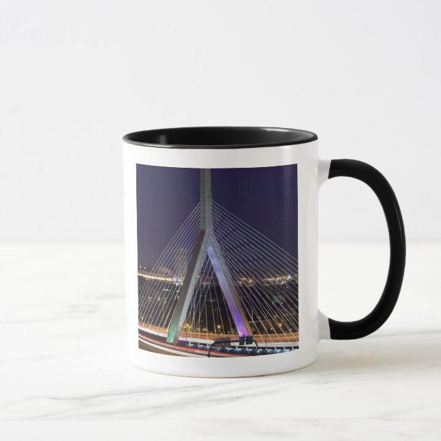 Caneca EUA, Massachusetts, Boston. Leonard Zakim (Direita)