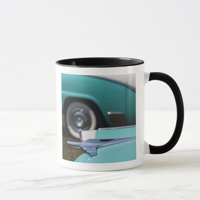 Caneca EUA, Massachusetts, Gloucester. 1950s-era Ford (Direita)