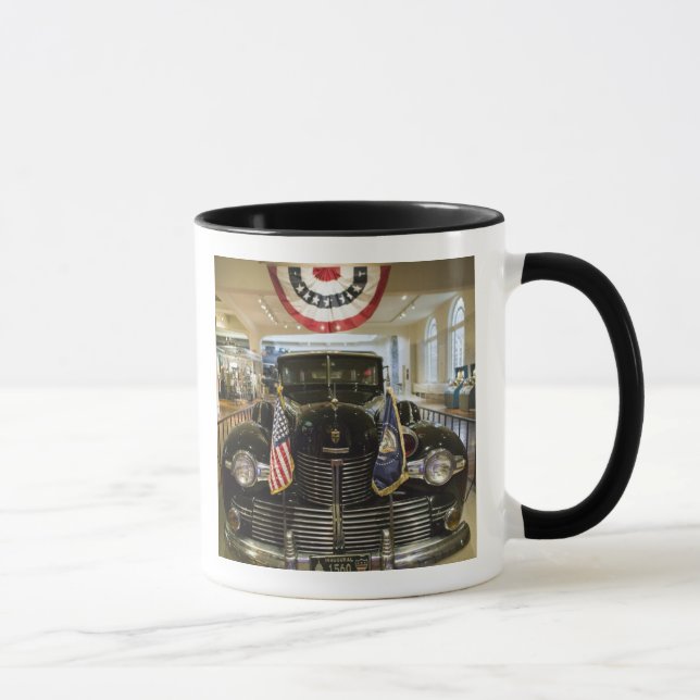 Caneca EUA, Michigan, Dearborn: O museu de Henry Ford, (Direita)