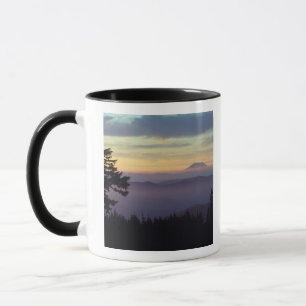 Caneca EUA, Washington. Monte St. Helens visto através