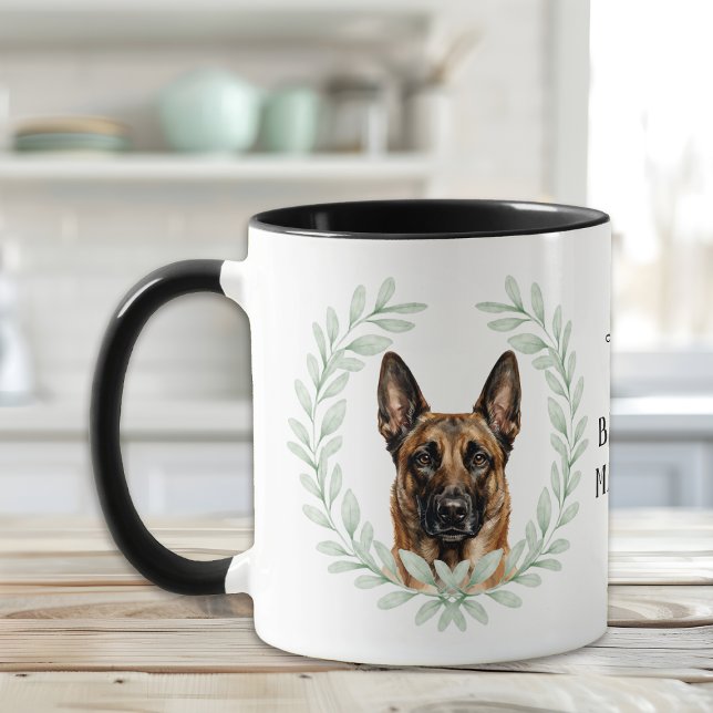 Caneca Eucalyptus Wreath Belgian Malinois Dog Monogram (Criador carregado)