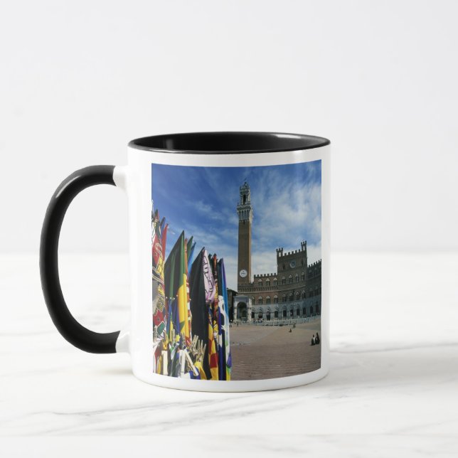 Caneca Europa, Itália, Toscana, Siena. Piazza del (Esquerda)