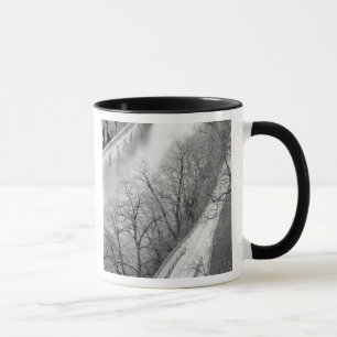Caneca Europa, Suíça, Berna. Visão geral do Aare