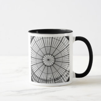 Caneca Europa, Suíça, Zurique. Cúpula de vidro da