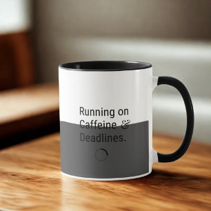 Caneca Executando em Cafeine e Prazos Café de Trabalho