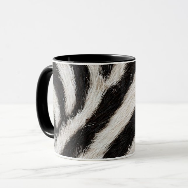 Caneca Faixa de Zebra Selvagem Preto e Branco Olhar de Pe (Frente Esquerda)