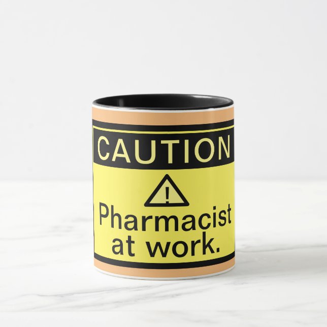 Caneca Farmacêutico de Cuidado Engraçado no Trabalho (Centro)