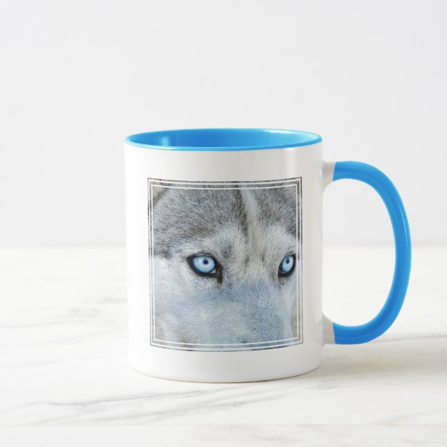 Caneca Feche o Husky siberiano com Olhos Azuis (Direita)