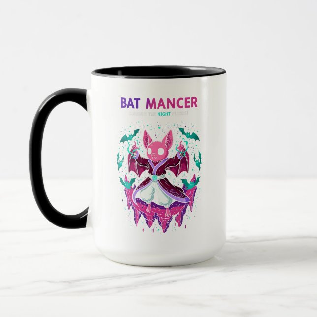 Caneca Feiticeira Mancer de Morcego Rosa Fofa Conjurando  (Esquerda)