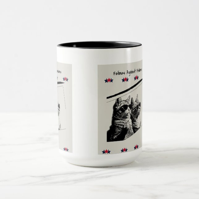 Caneca Felinos Contra Felons (Centro)