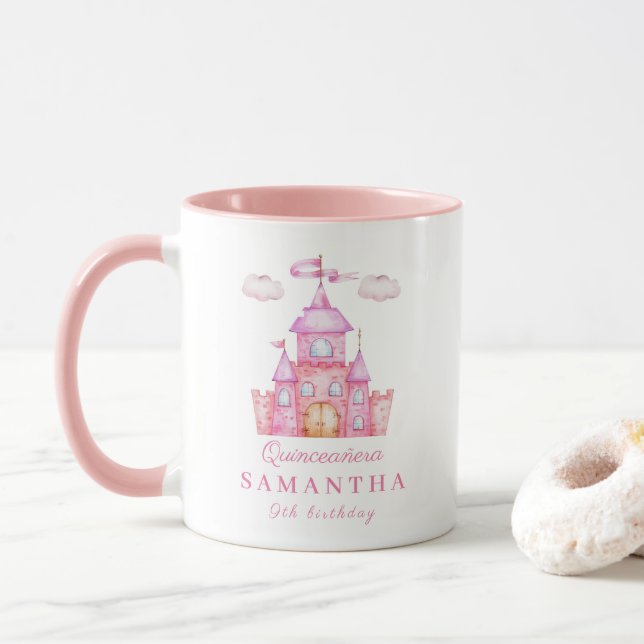 Caneca Feliz aniversário, castelo da princesa (Com Donut)