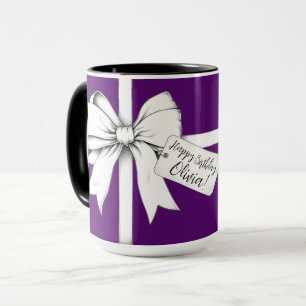 Caneca Feliz aniversário, Olivia! Nome e slogan editáveis