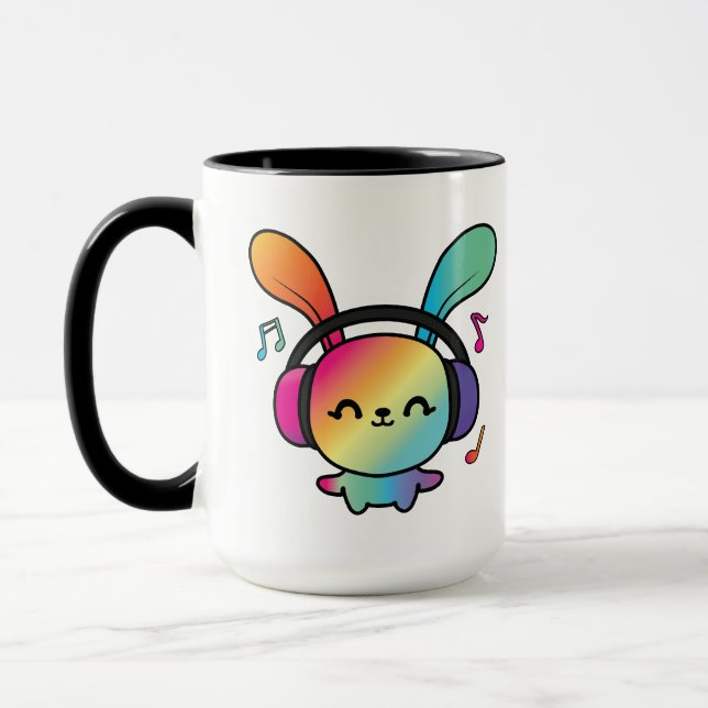Caneca Feliz Bunny com fones de ouvido ouvindo música. (Esquerda)