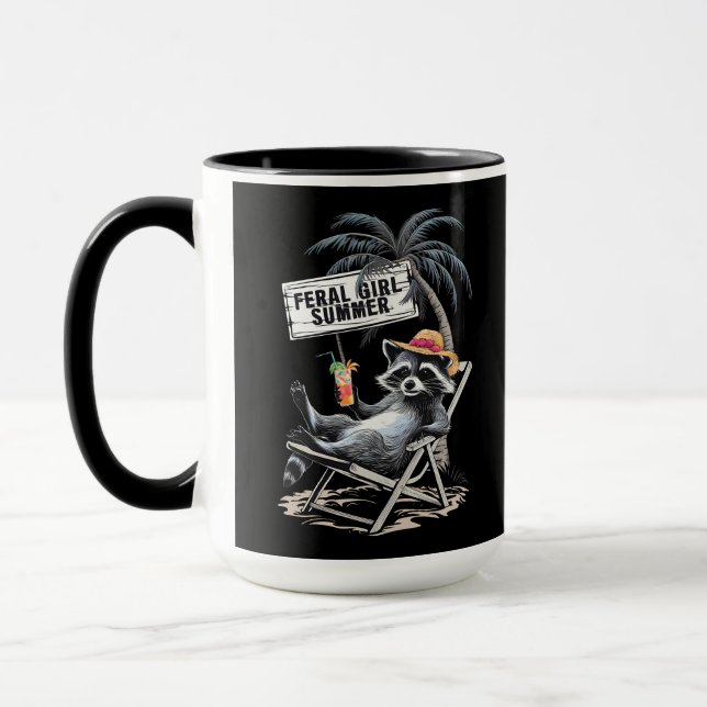 Caneca Feral Girl Summer Beach Funny Raccoon (Esquerda)
