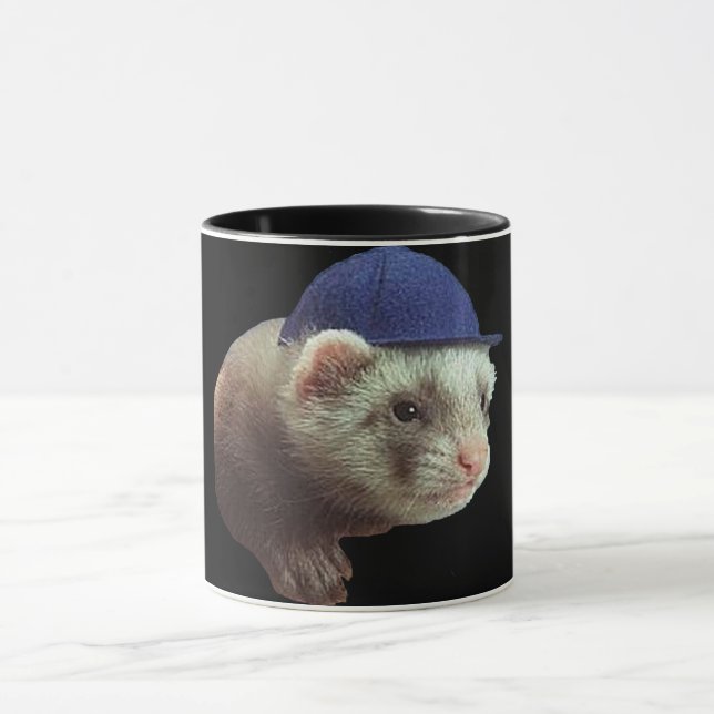 Caneca Ferret Vestindo o chapéu (Centro)