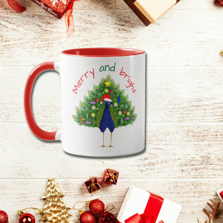 Caneca Festive Merry and Bright Christmas Tree Peacock