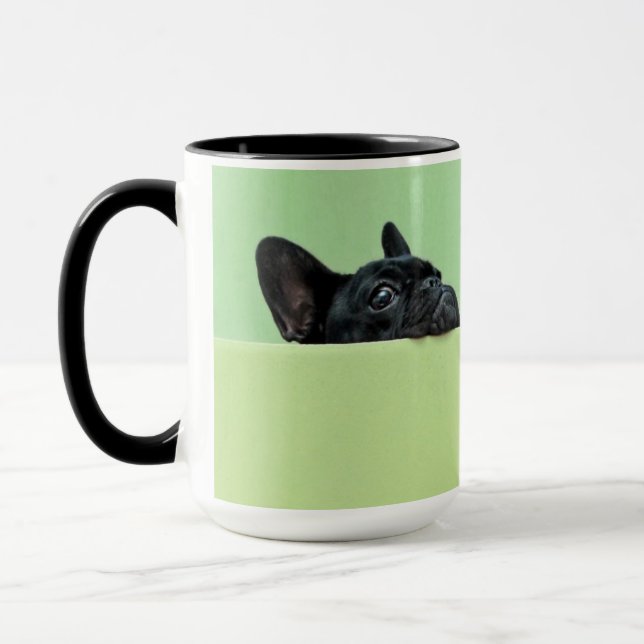 Caneca Filhote de cachorro do buldogue francês que (Esquerda)