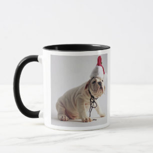 Caneca Filhote de cachorro do buldogue que veste o chapé