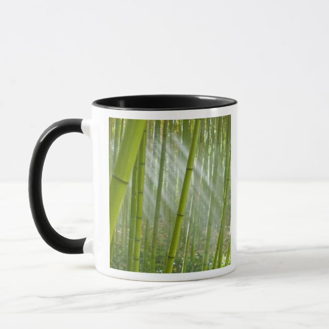 Caneca Filtragem da luz solar pela manhã através do bambu (Esquerda)